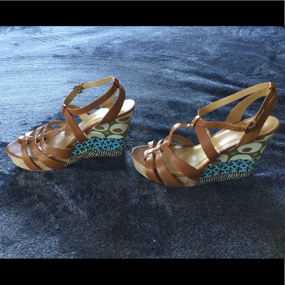 Nine West Platform Wedge Size 9.5